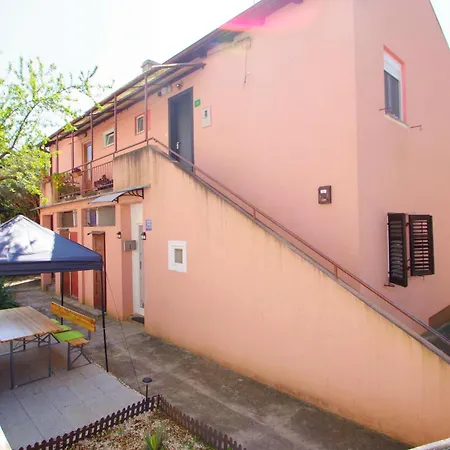 Marija Near Center Pula